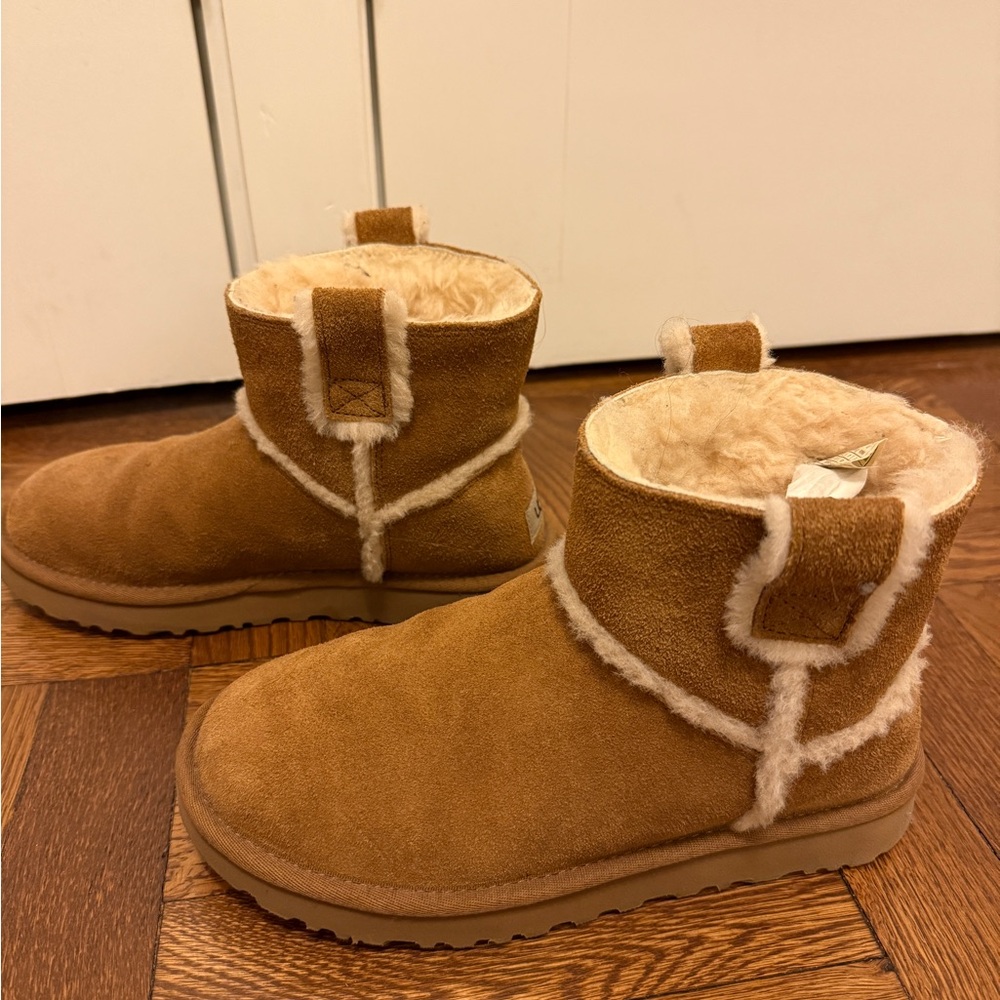 Ugg Spill Seam Boots